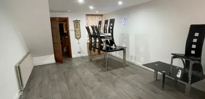 House Stovell Avenue in Manchester