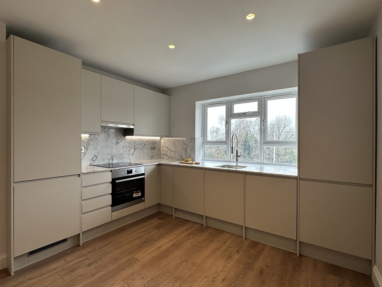 Flat West End Road in Greater London