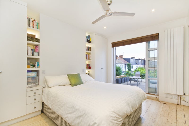 House Culmstock Road in Greater London