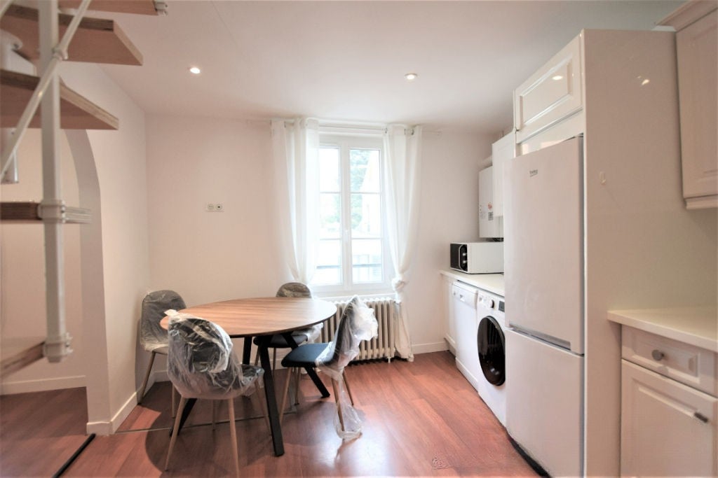 Flat Rue de la Sabretache in Le Chesnay-Rocquencourt