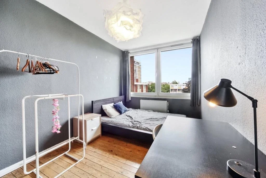 Flat Twyford Street in Greater London