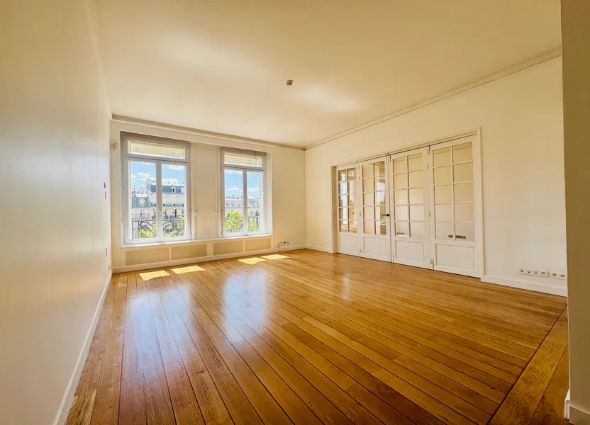 Appartement Avenue de la Grande Armée à Paris