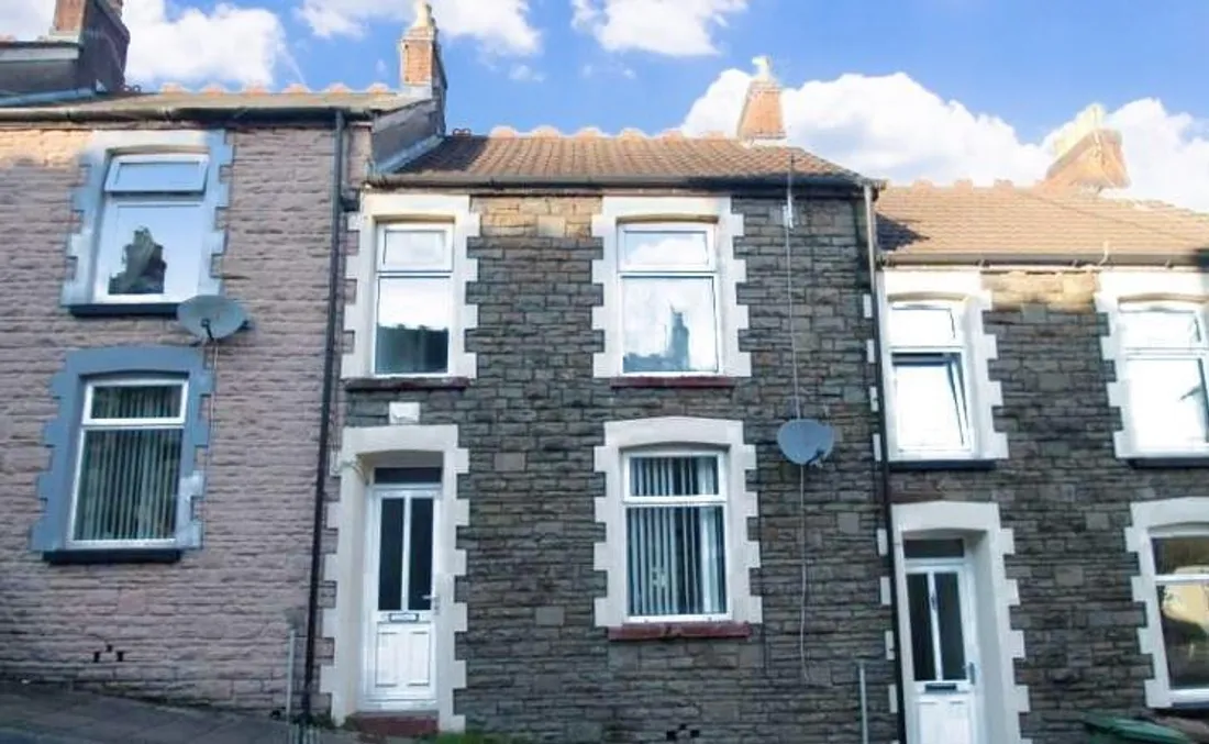 House Charles Street in New Tredegar
