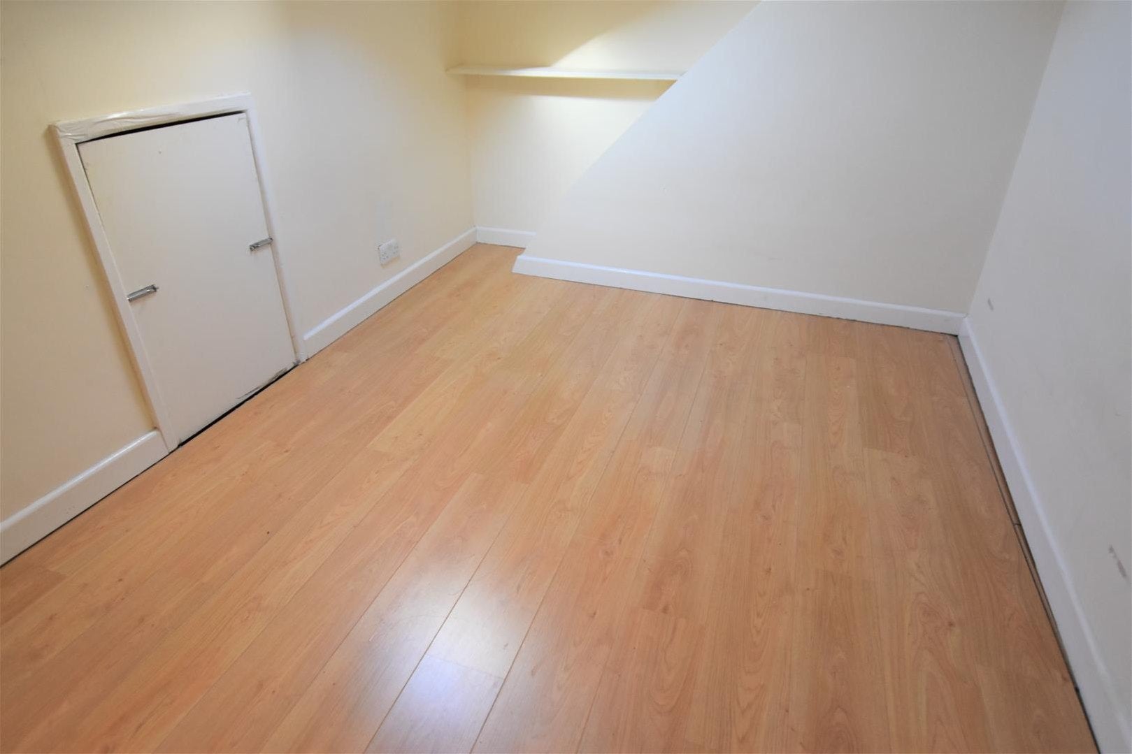 Flat Bairstow Street in Preston