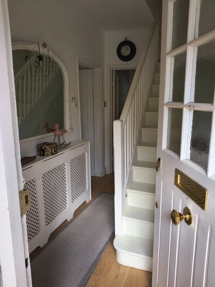 Room Huntingfield Road in Greater London