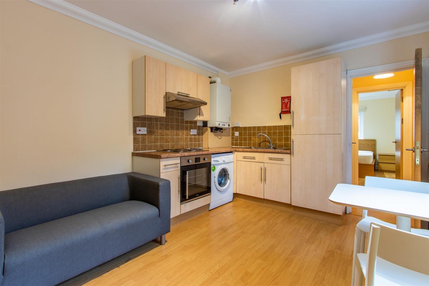 Flat Senghennydd Road in Cardiff