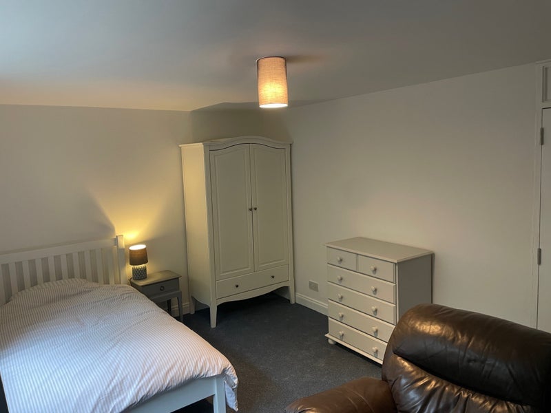 Room Greenfields in Maidenhead