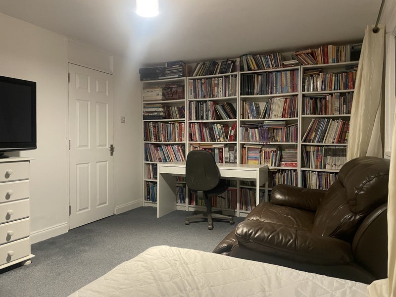 Room Greenfields in Maidenhead