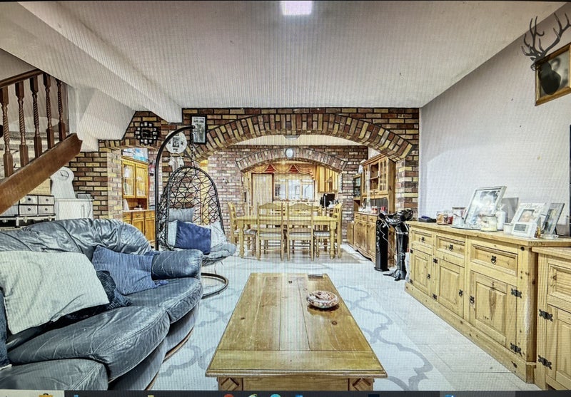 House Sewardstone Gardens in Greater London