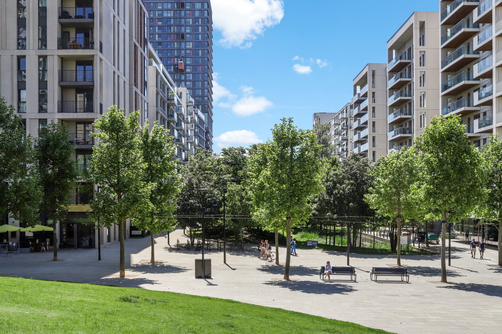 Flat Fortunes Walk in Greater London