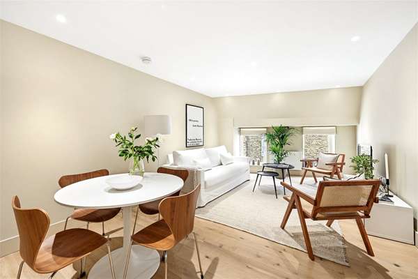 House Thurloe Place Mews in Greater London