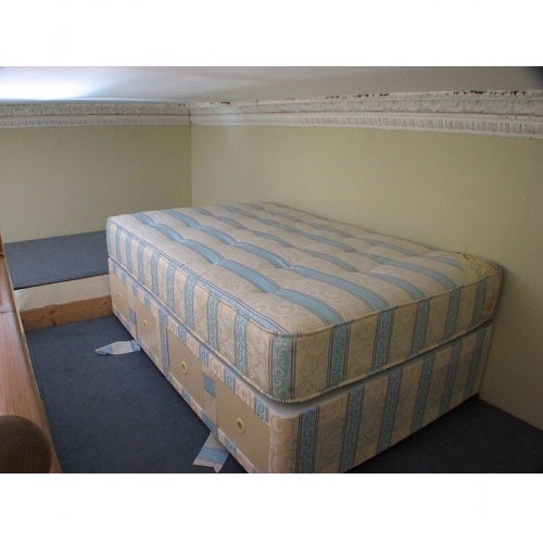 Room Holland Road in Greater London