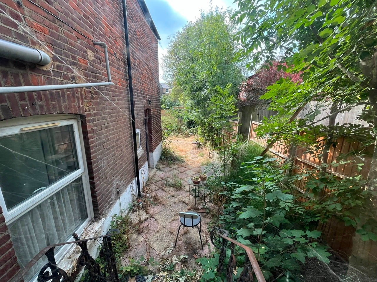 Flat Cranley Gardens in Greater London