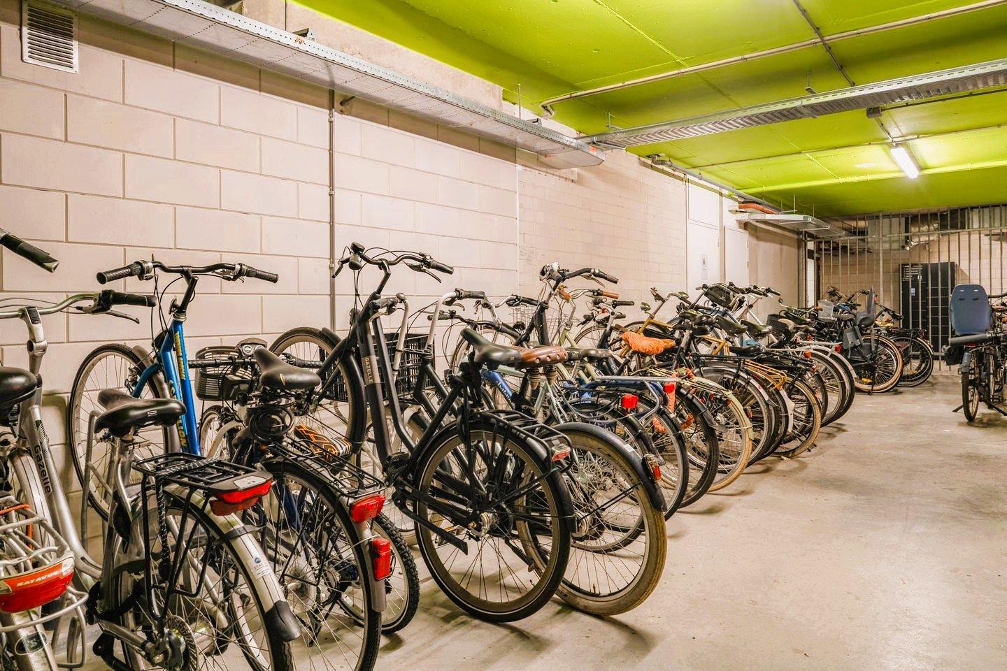 Appartement te huur: Van Leijenberghlaan, Amsterdam