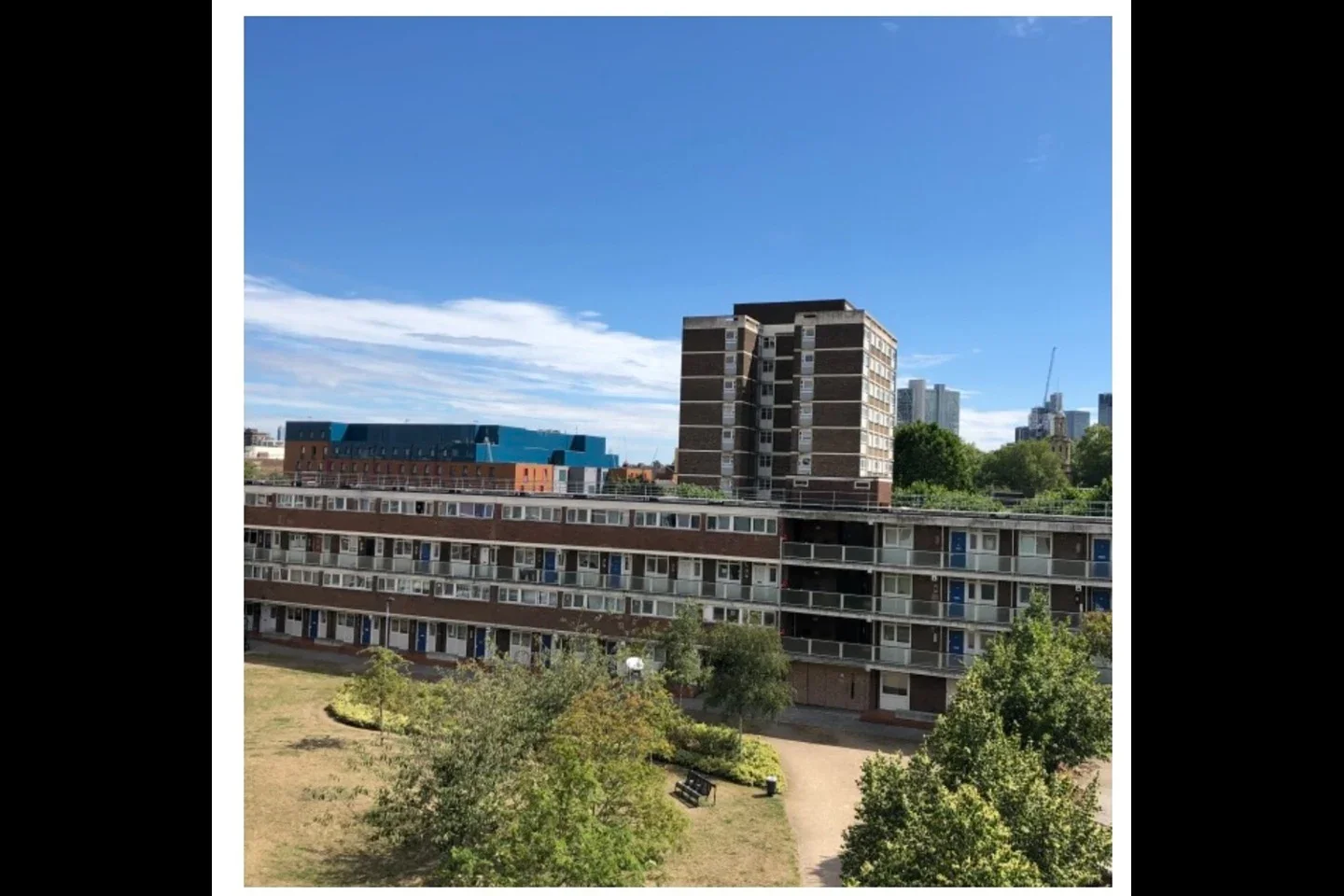 Flat Mintern Street in Greater London