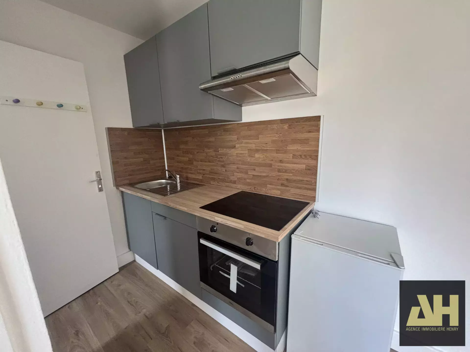 Flat Rue de Roubaix in Brest