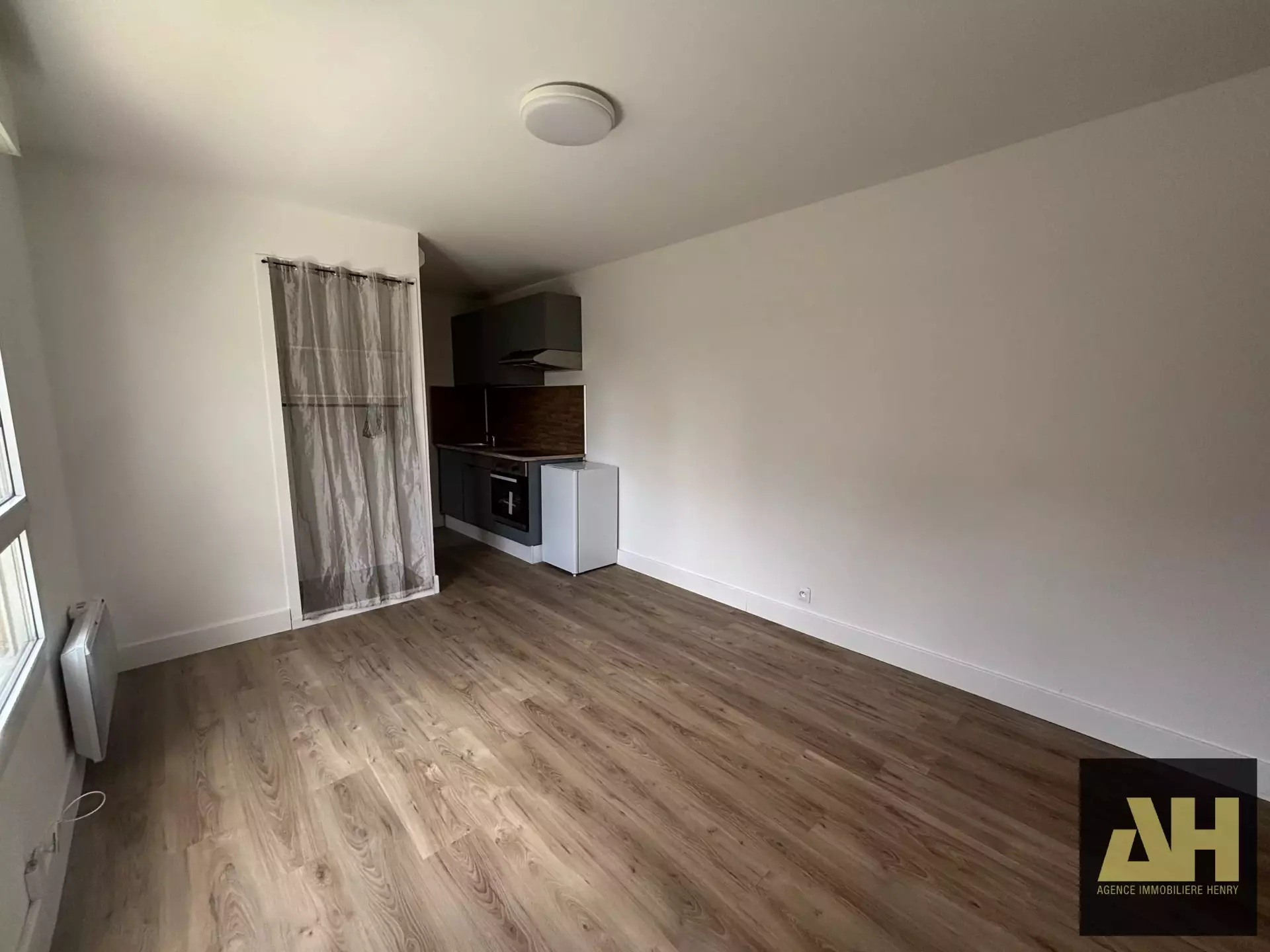 Flat Rue de Roubaix in Brest