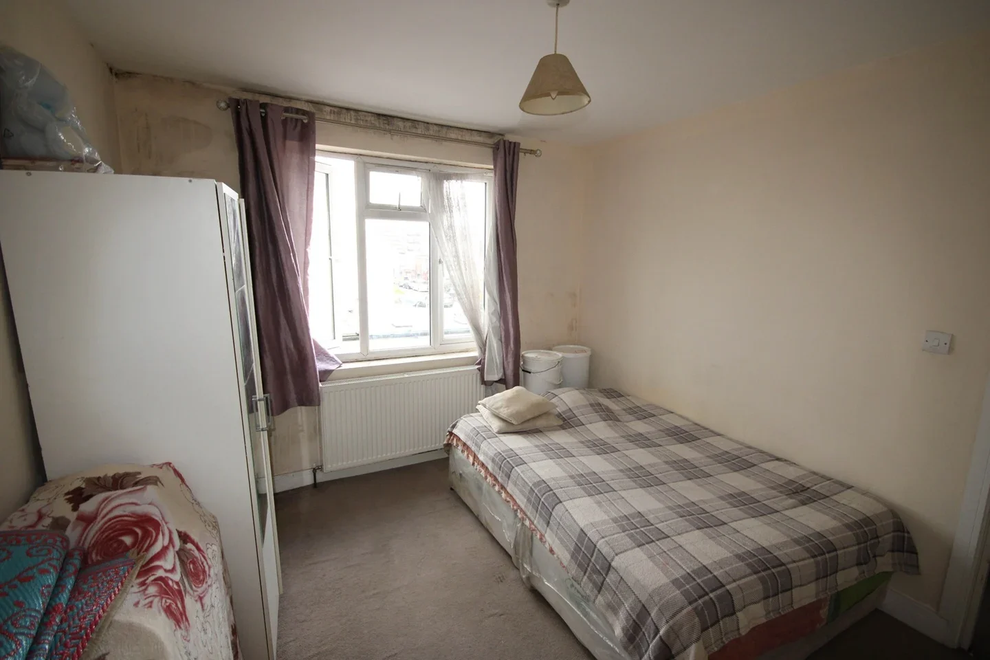 Flat Woodside Avenue in Greater London