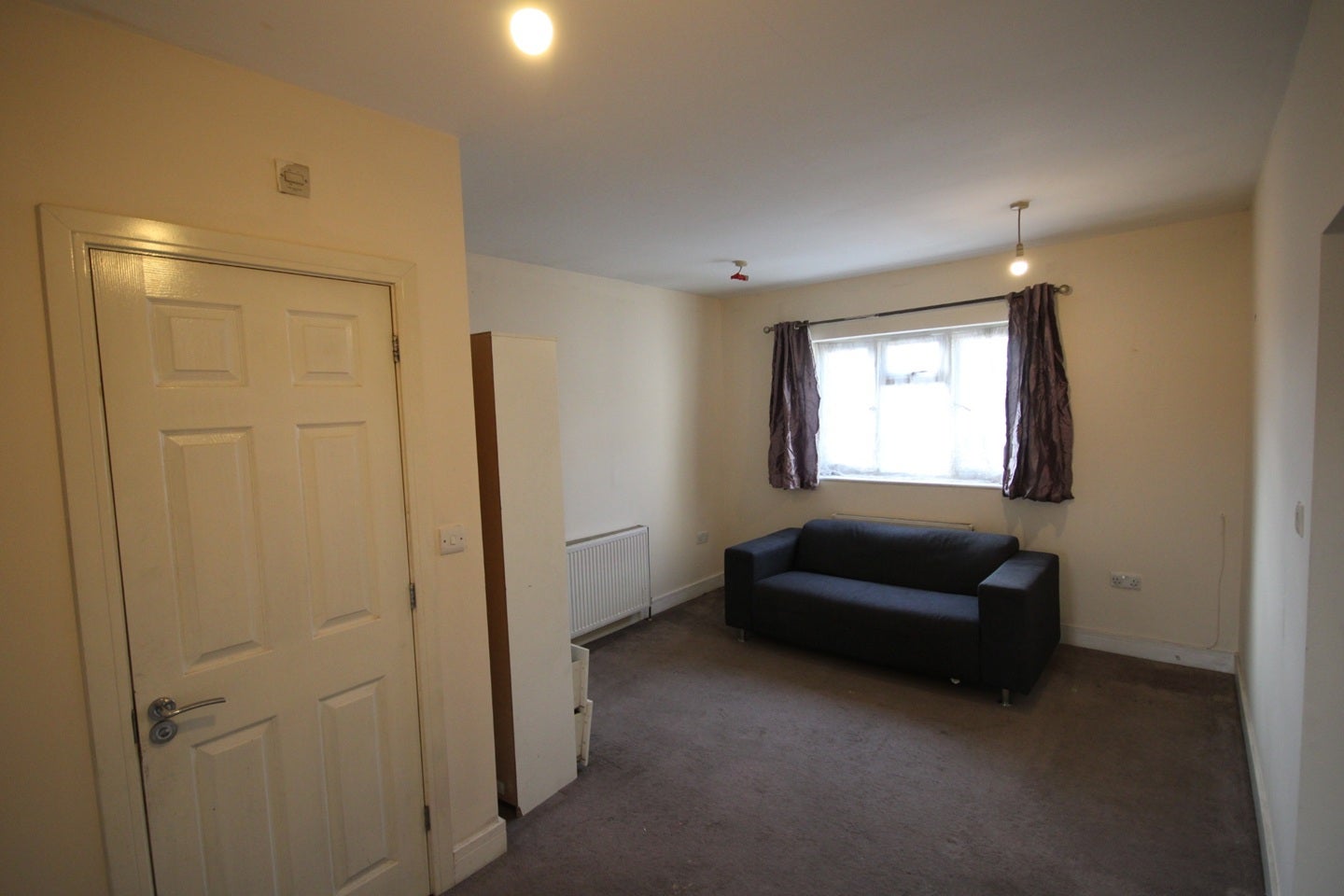 Flat Woodside Avenue in Greater London