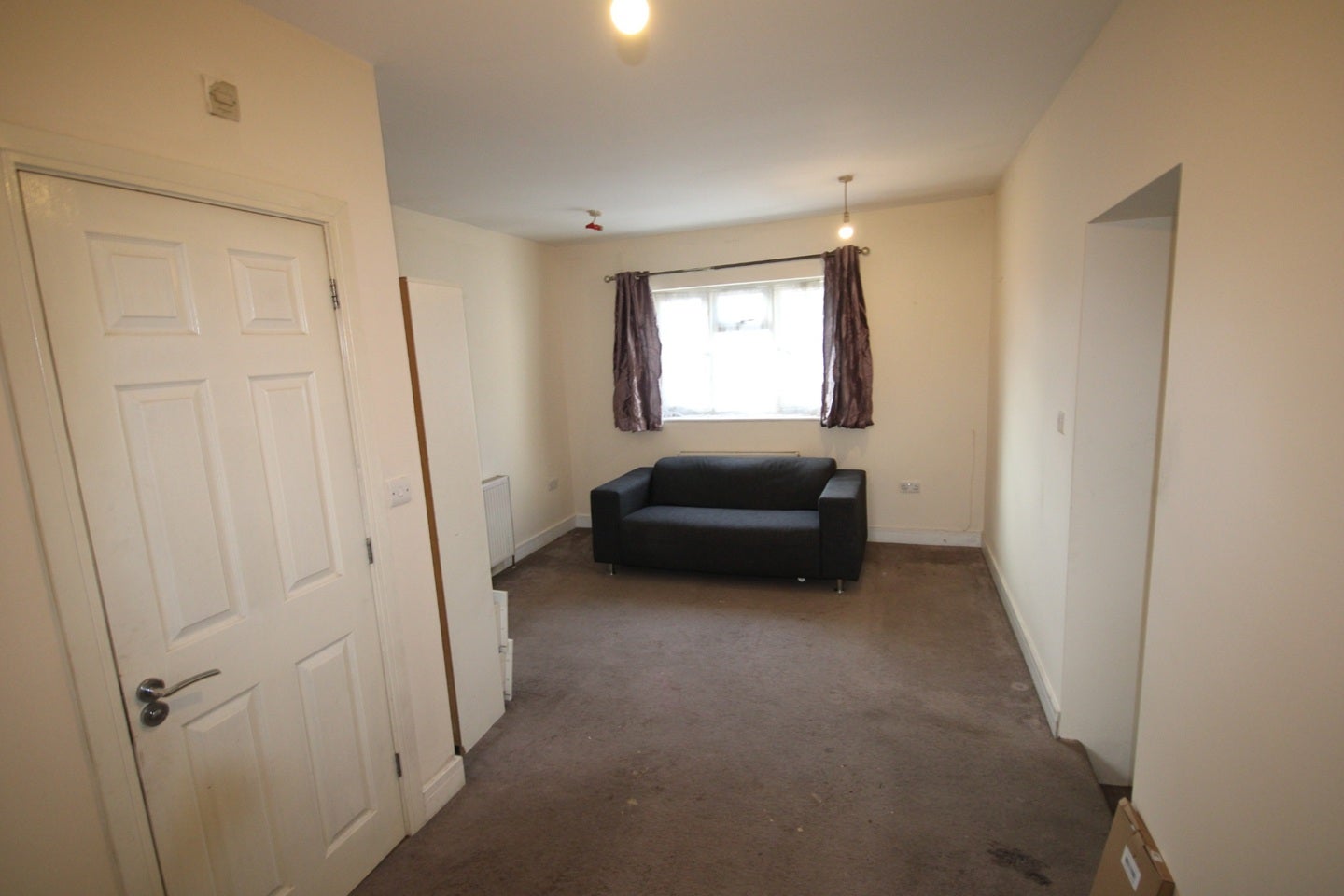 Flat Woodside Avenue in Greater London
