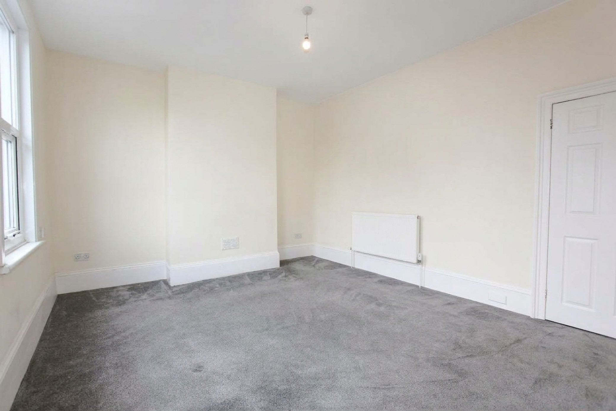 Flat Lordship Lane in Greater London