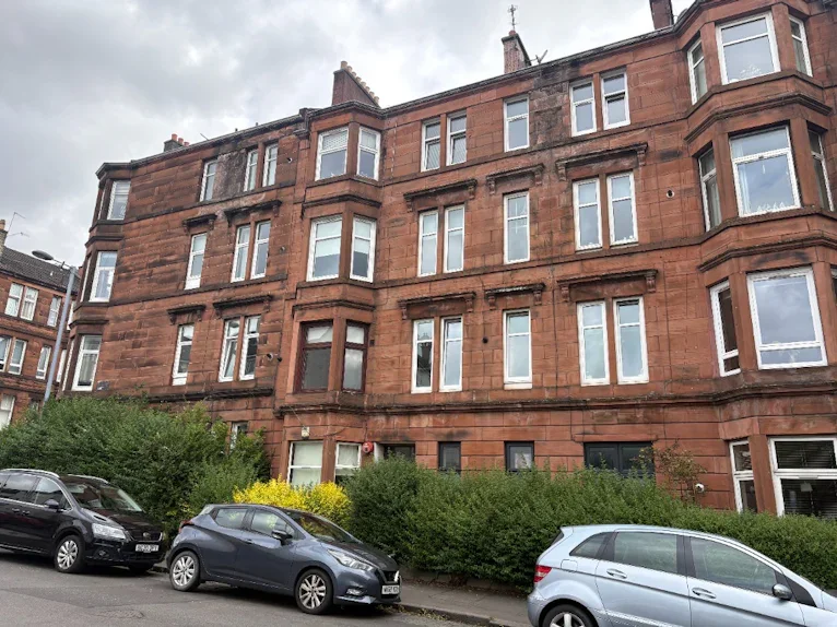 Flat Thornwood Avenue in Glasgow