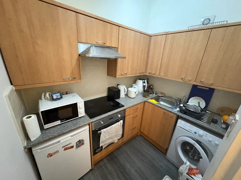 Flat Thornwood Avenue in Glasgow