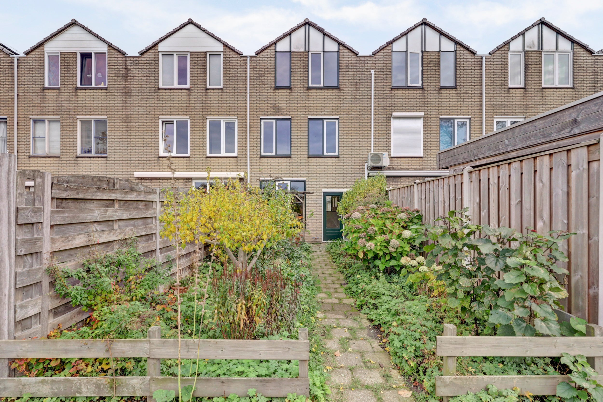 Tussenwoning te koop: Lunenburg 18, Vlissingen