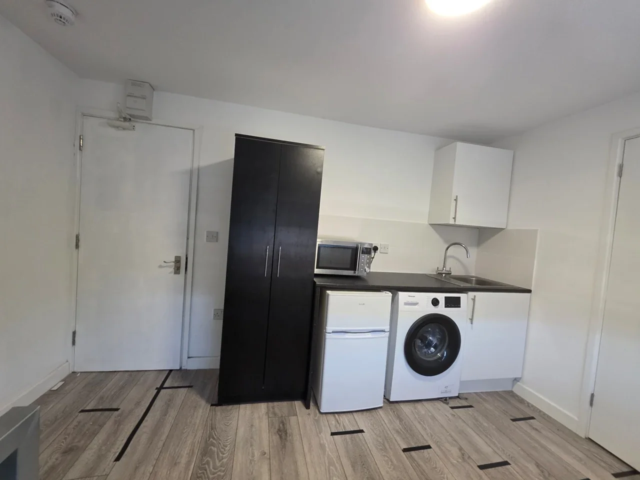 Room Byron Road in Greater London
