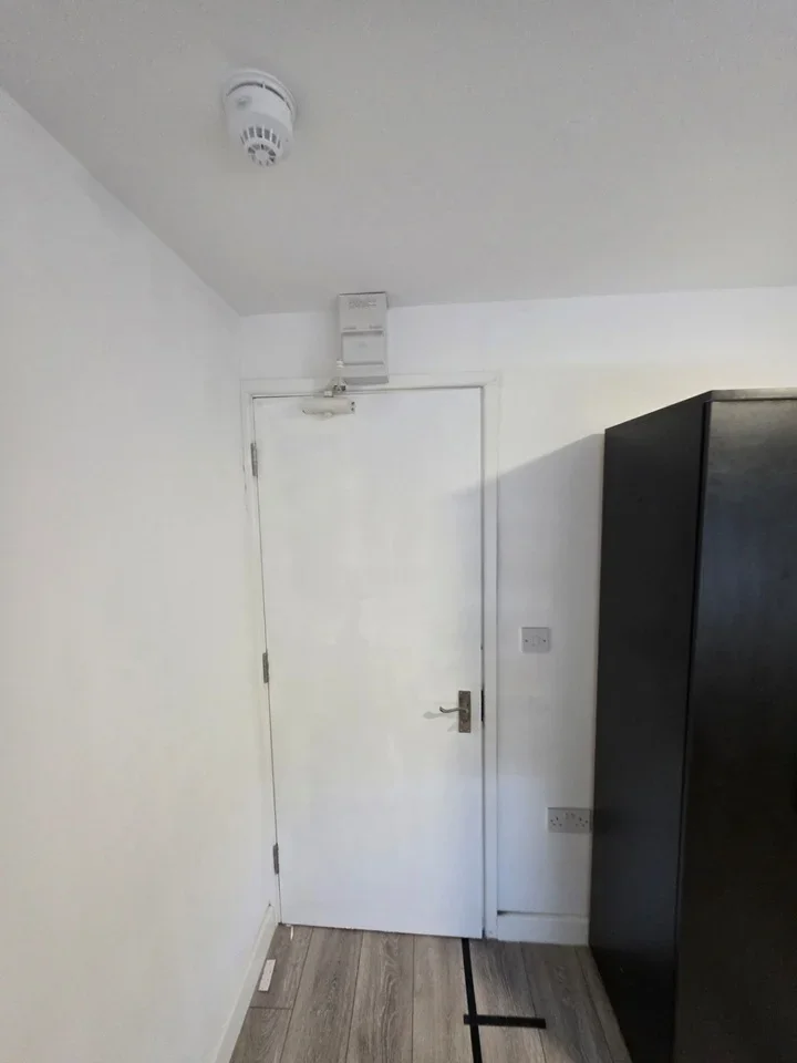 Room Byron Road in Greater London