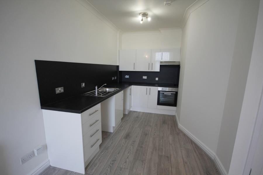 Flat Clarendon Place in Glasgow
