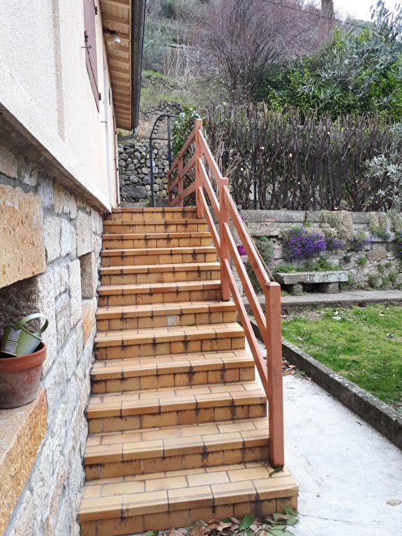 House Route de Dugradus in Ucel