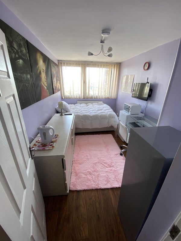 Room Weston Street in Greater London