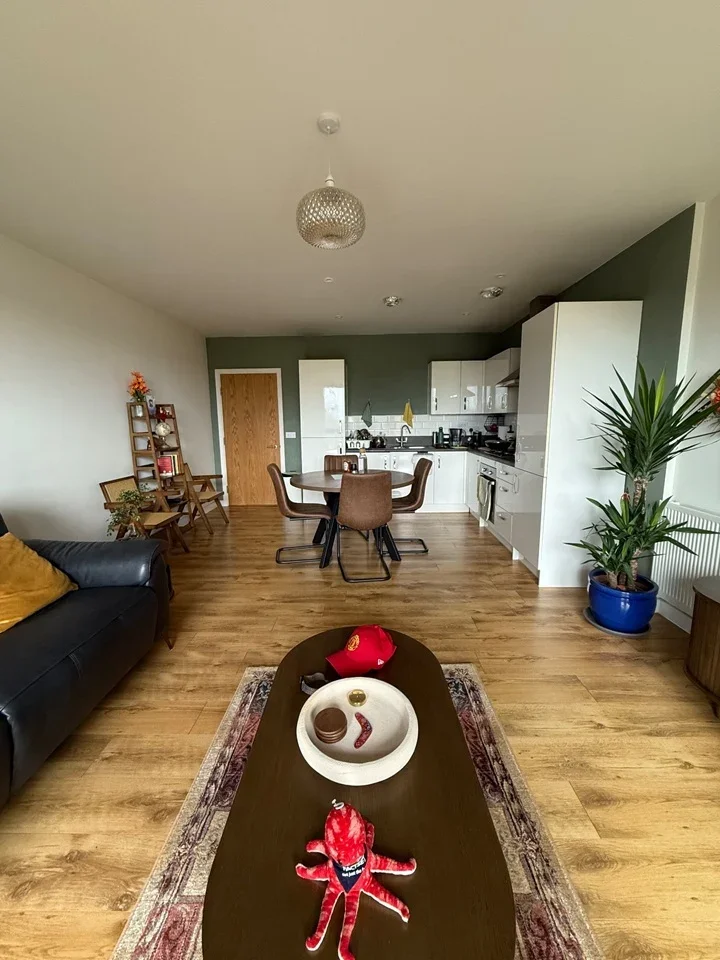 Flat Havelock Road in Greater London