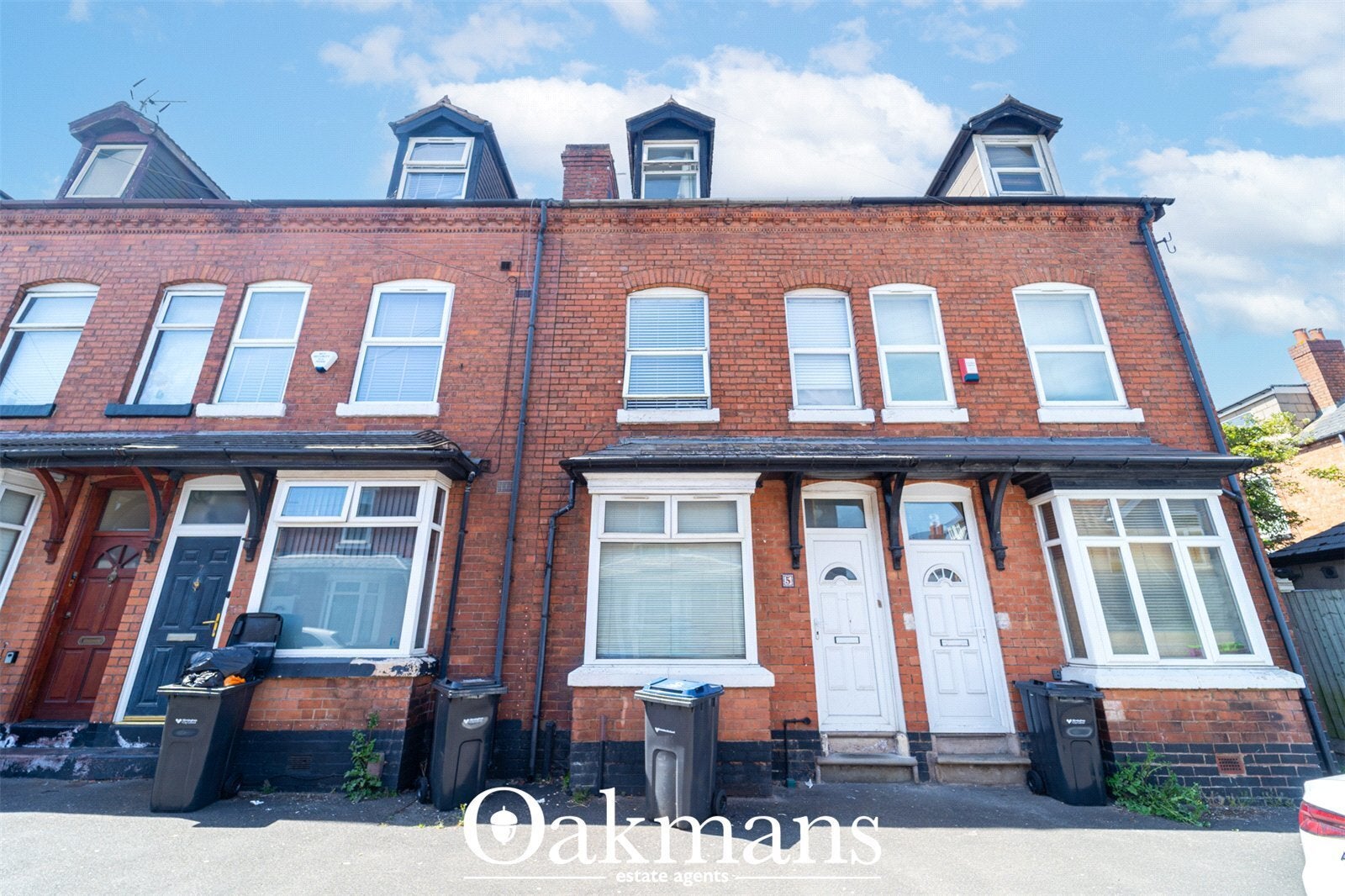 Flat Sefton Road in Birmingham