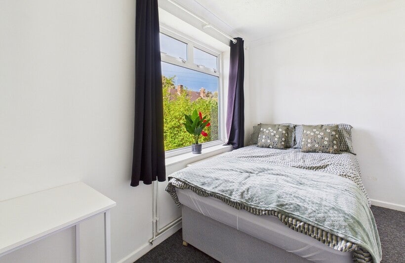 Room Wakefield Road in Norwich