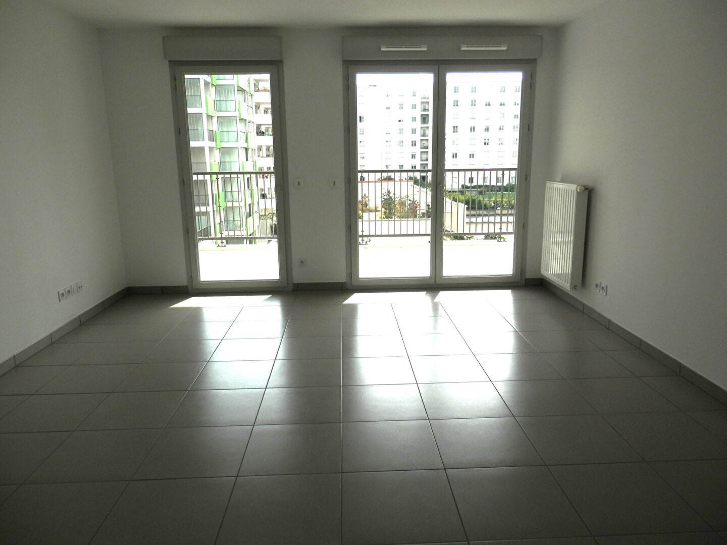Flat Rue Alexis Perroncel in Villeurbanne