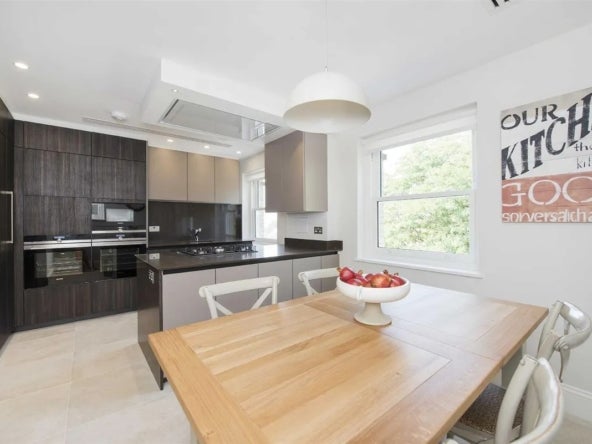 Flat Arkwright Road in Greater London