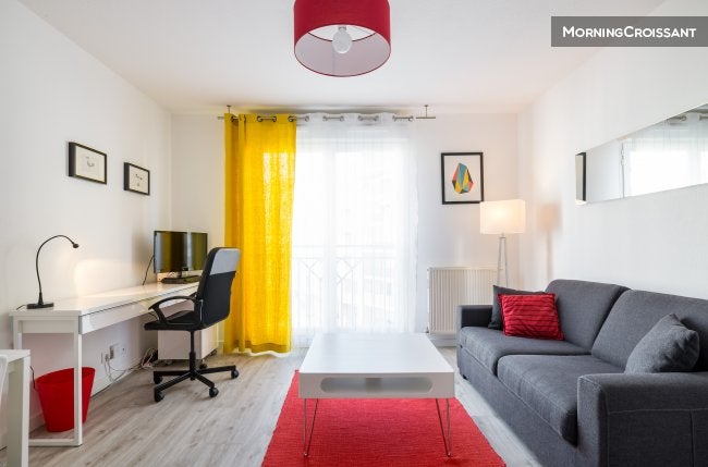 Flat Avenue Lacassagne in Lyon