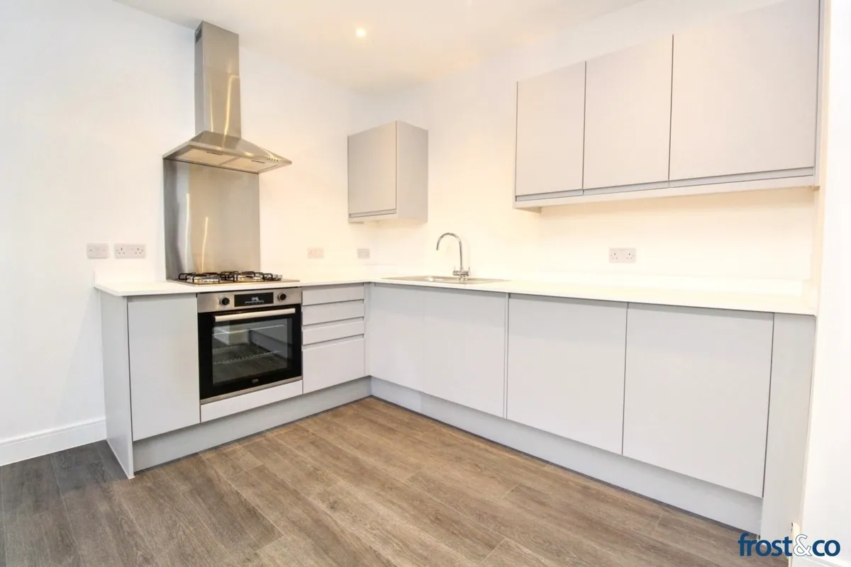 Flat Westons Lane in Poole