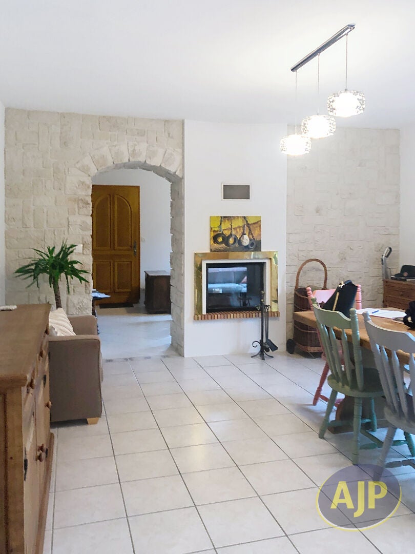 Maison Route de Vierzon à Neuvy-sur-Barangeon