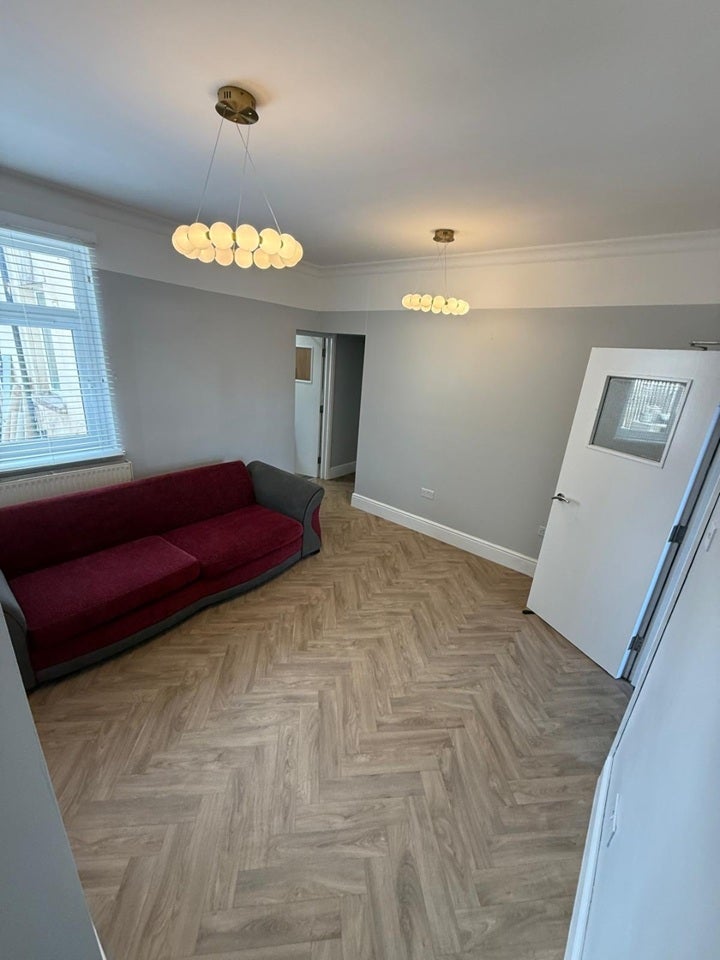 Flat Corporation Road in Newport