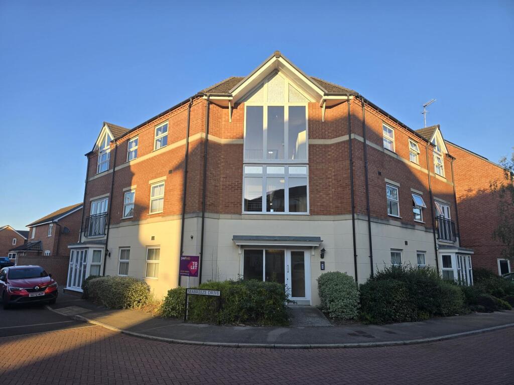 Flat Argosy Way in Newport