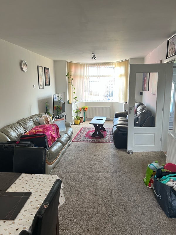 Room Farrington Road in Birmingham