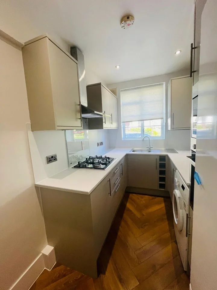 Flat Park Hill in Greater London