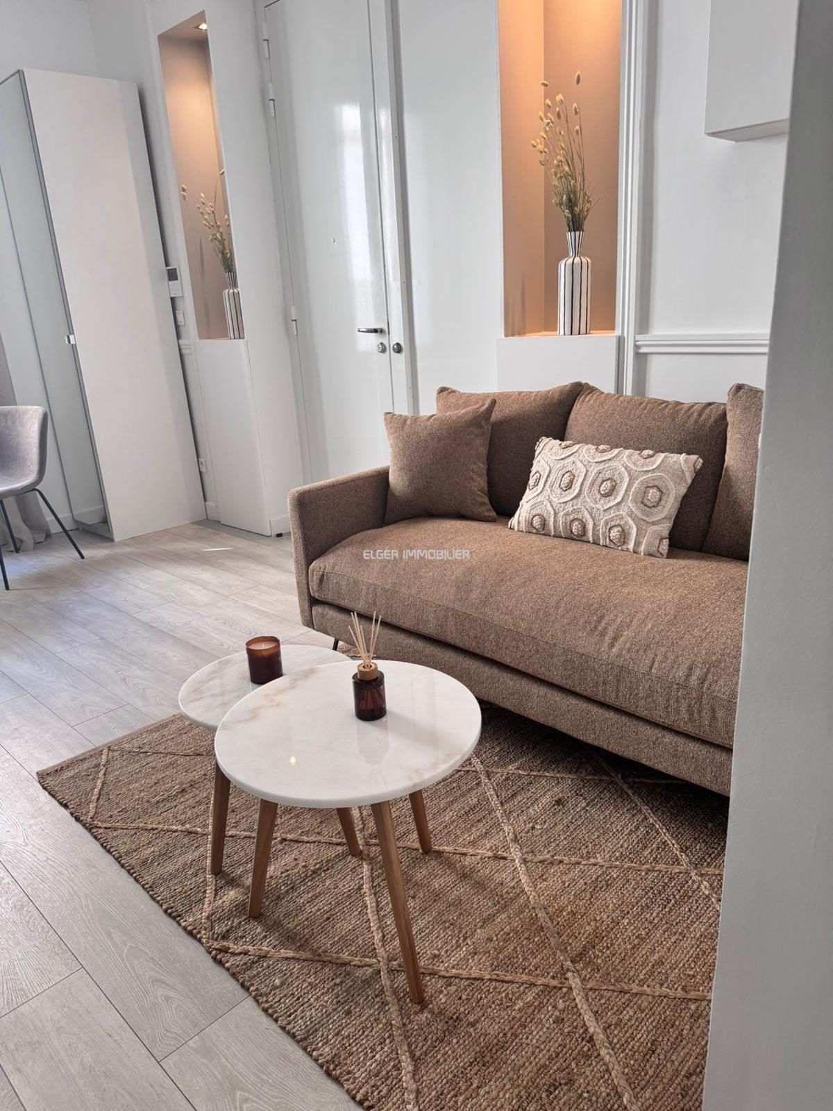 Appartement Rue Pierre Demours à Paris