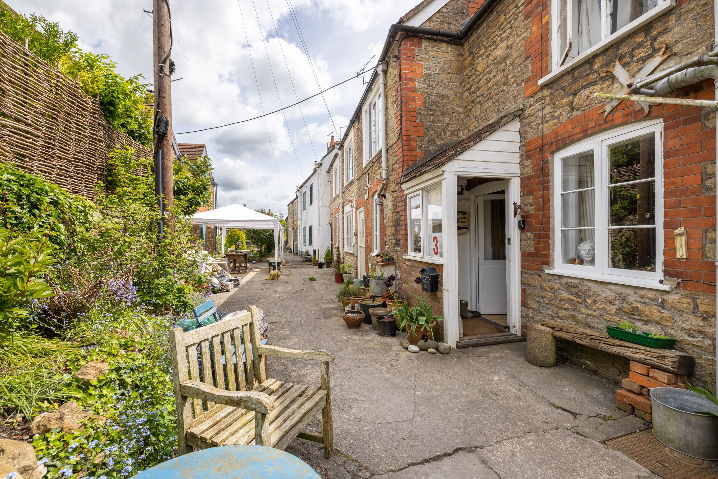 House Coombe Street in Bruton