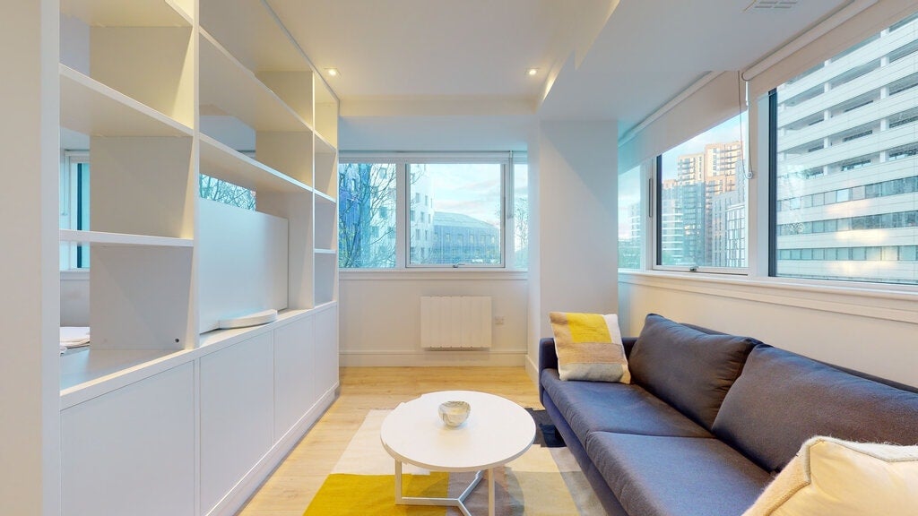 Flat Humphry Repton Lane in Greater London