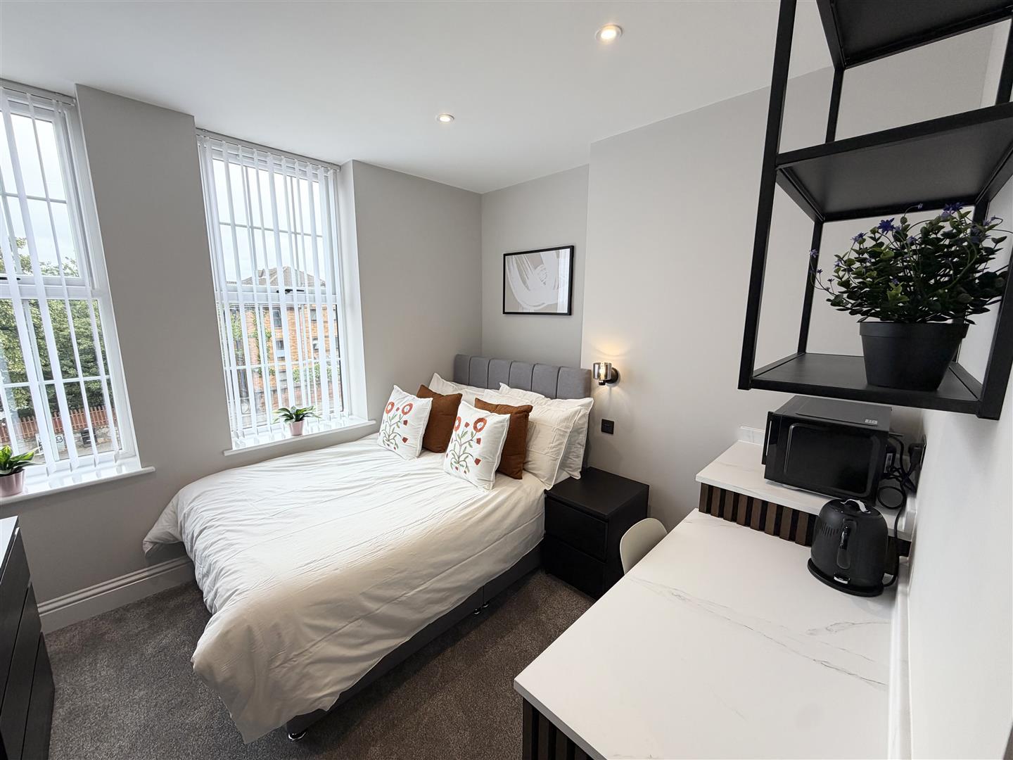 Room Whetstone Lane in Birkenhead