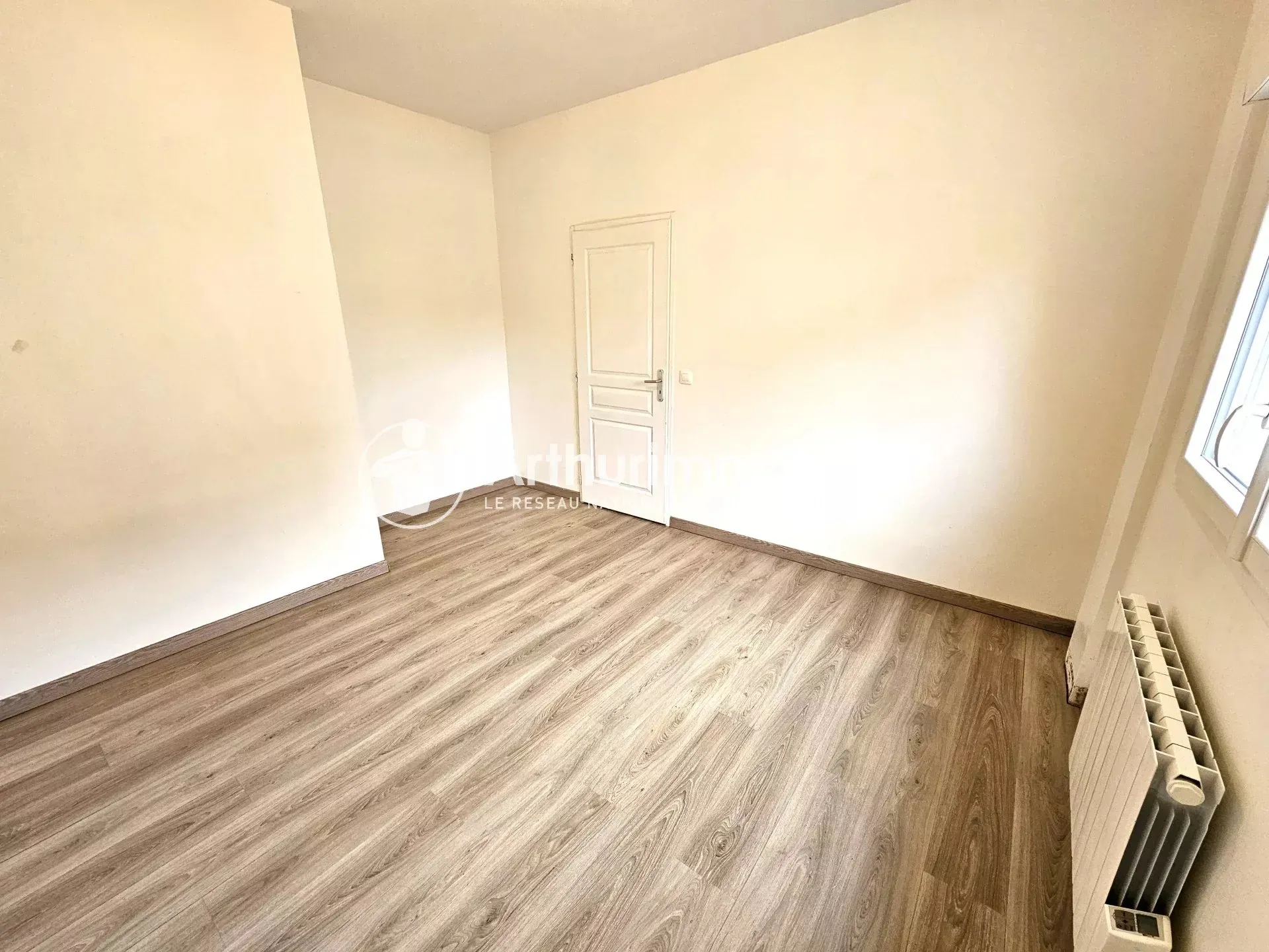 Flat Chemin de Saintry-sur-Seine in Saint-Pierre-du-Perray